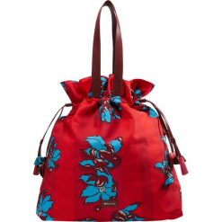 PS by Paul Smith WOMEN TOTE Torba na zakupy red. Czerwone torby damskie na zakupy marki PS by Paul Smith. W wyprzedaży za 809,50 zł.