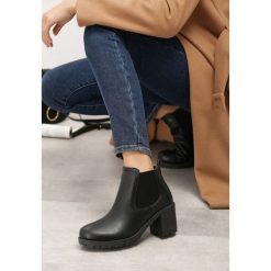 Czarne Botki Rennie. Czarne botki damskie Born2be, klasyczne, z okrągłym noskiem, za kostkę, na średnim obcasie, na obcasie, bez zapięcia. Za 139,99 zł.