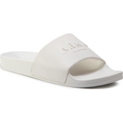 Klapki ARKK COPENHAGEN - Slides AC4716-0010-M White. Białe klapki męskie ARKK Copenhagen, bez wzorów, z tworzywa sztucznego. W wyprzedaży za 119,00 zł.