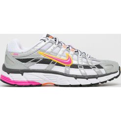Nike Sportswear - Buty W Nike P-6000. Szare buty sportowe damskie Nike Sportswear, bez wzorów, ze skóry, sportowe. W wyprzedaży za 359,90 zł.