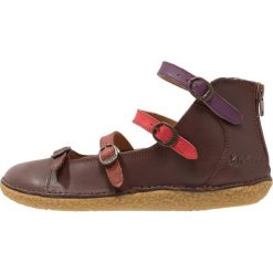 Kickers HONOREE Baleriny z zapięciem marron/multicolor. Brązowe baleriny damskie marki Kickers. W wyprzedaży za 375,20 zł.