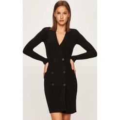 Pinko - Sukienka. Czarne sukienki damskie Pinko, na co dzień, s, bez wzorów, z poliesteru, eleganckie, z włoskim kołnierzykiem, z długim rękawem, długie, mini, proste. W wyprzedaży za 999,90 zł.