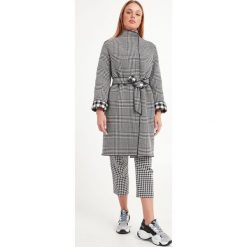 PŁASZCZ EMPORIO ARMANI. Płaszcze damskie Emporio Armani, bez wzorów. Za 4449,00 zł.