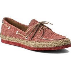 Espadryle MACIEJKA - 03480-15/00-5 Malinowy. Czerwone espadryle damskie Maciejka, bez wzorów, ze skóry, bez obcasa, na płaskiej podeszwie. W wyprzedaży za 189,00 zł.