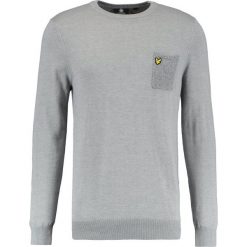 Swetry klasyczne męskie: Lyle & Scott FLECK POCKET JUMPER Sweter mid grey marl