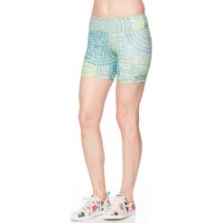 Szorty w kolorze miętowo-turkusowym. Niebieskie spodenki sportowe męskie marki Desigual Sport. W wyprzedaży za 121,95 zł.