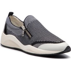 Sneakersy GEOX - D Omaya C D820SC 06KHH C0404 White/Black. Czarne półbuty damskie Geox, na co dzień, bez wzorów, ze skóry ekologicznej, bez obcasa, na płaskiej podeszwie, bez zapięcia. W wyprzedaży za 299,00 zł.
