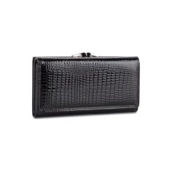 ACCCESSORIES 1W1-013-AW19 Czarny. Czarne portfele damskie ACCCESSORIES, bez wzorów, ze skóry ekologicznej. Za 39,99 zł.