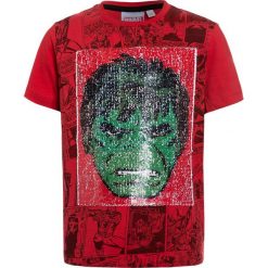 Desigual POWER MARVEL Tshirt z nadrukiem red. Czerwone t-shirty męskie z nadrukiem Desigual, z bawełny. Za 169,00 zł.