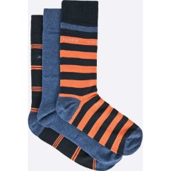 John Frank - Skarpety (3-pack). Czerwone skarpetki męskie marki John Frank, z bawełny. W wyprzedaży za 27,90 zł.