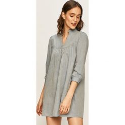 Only - Sukienka. Niebieskie sukienki damskie ONLY, na co dzień, s, bez wzorów, z bawełny, casualowe, bez kołnierzyka, bez rękawów, mini, proste. W wyprzedaży za 99,90 zł.