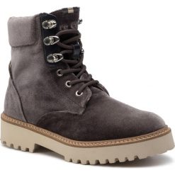 Trapery MARC O'POLO - 808 14786105 600 Grey 920. Szare trapery damskie Marc O'Polo, ze skóry, bez obcasa, bez zapięcia. W wyprzedaży za 499,00 zł.