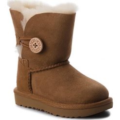 Buty UGG - T Bailey Button II 1017400T T/Che. Pomarańczowe śniegowce dziewczęce Ugg, bez zapięcia. Za 669,00 zł.