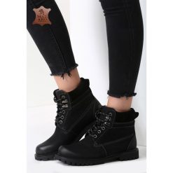 Czarne Skórzane Botki Everybody Need It. Czarne botki damskie Inny, ze skóry, za kostkę, bez obcasa, na obcasie, na sznurówki. Za 159,99 zł.