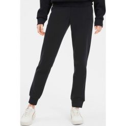 Puma Modern Basics Spodnie dresowe Czarny. Czarne spodnie damskie Puma, s, z bawełny. Za 206,95 zł.