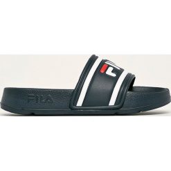 Fila - Klapki dziecięce Morro Bay Slipper JR. Niebieskie sandały dziewczęce Fila, z gumy, bez zapięcia. W wyprzedaży za 69,90 zł.