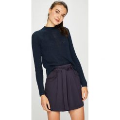 Review - Sweter. Niebieskie swetry damskie marki Review, s, bez wzorów, z poliesteru, z krótkim rękawem, krótkie, bez kaptura. W wyprzedaży za 79,90 zł.
