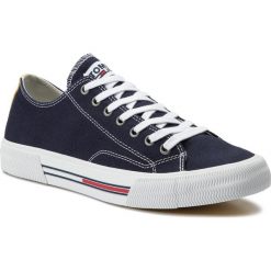 Tenisówki TOMMY JEANS - Classic Tommy Jeans Sneaker EM0EM00290 Ink 006. Niebieskie półbuty męskie Tommy Jeans, bez wzorów, z jeansu, eleganckie, bez zapięcia. Za 299,00 zł.