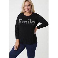 Czarna Bluzka Miandetta. Czarne bluzki damskie Born2be, xl, z napisami, z jeansu, klasyczne, z okrągłym kołnierzem, z długim rękawem. Za 69,99 zł.