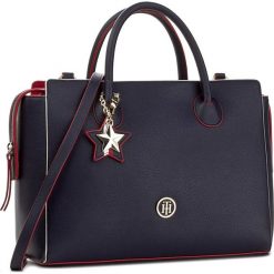 Torebki klasyczne damskie: Torebka TOMMY HILFIGER – Charming Tommy Satchel AW0AW04684 413