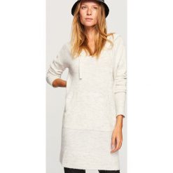 Sweter z kapturem - Kremowy. Białe swetry klasyczne damskie Reserved, l, z kapturem. Za 99,99 zł.