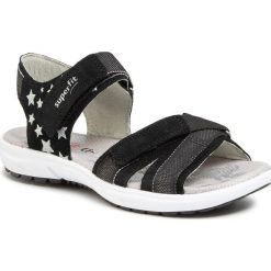 Sandały SUPERFIT - 6-06201-00 S Schwarz. Czarne sandały dziewczęce Superfit, ze skóry, bez zapięcia. W wyprzedaży za 239,00 zł.