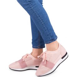 Buty sportowe damskie N/M 16-515-1 Różowe. Różowe buty sportowe damskie N/M, bez wzorów, z tworzywa sztucznego, sportowe. Za 69,00 zł.