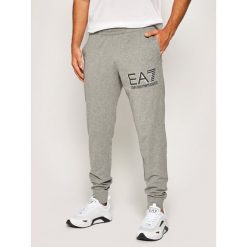 Spodnie dresowe EA7 Emporio Armani 3HPP94 PJ7BZ 3905. Szare jeansy męskie EA7 Emporio Armani, xxl, bez wzorów, z jeansu. W wyprzedaży za 279,00 zł.