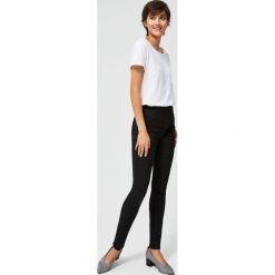 Czarne jegginsy. Czarne jeansy damskie Moodo, xl, z elastanu. Za 49,99 zł.