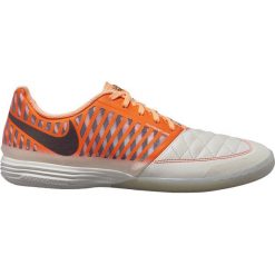 Buty halowe Nike LunarGato Ii M 580456-128. Pomarańczowe buty sportowe męskie Nike, ze skóry, bez zapięcia, do piłki nożnej. W wyprzedaży za 429,00 zł.