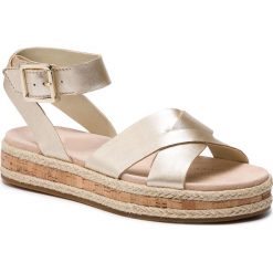 Espadryle CLARKS - Botanic Poppy 261392404 Champagne. Żółte espadryle damskie Clarks, bez wzorów, ze skóry, bez obcasa, na płaskiej podeszwie. W wyprzedaży za 249,00 zł.