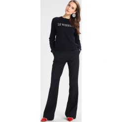Swetry klasyczne damskie: Whistles Sweter navy