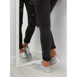 Trampki damskie glossy szare BL125 GREY. Szare trampki i tenisówki damskie obuwie damskie, z tkaniny. Za 135,88 zł.