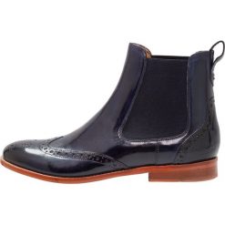 Melvin & Hamilton AMELIE Botki navy. Niebieskie botki damskie marki Melvin & Hamilton, ze skóry, klasyczne, bez obcasa, bez zapięcia. Za 729,00 zł.