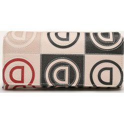Desigual - Portfel. Różowe portfele damskie Desigual, bez wzorów, z poliesteru. Za 249,90 zł.