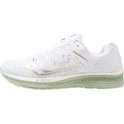 Saucony TRIUMPH ISO 4 Obuwie do biegania treningowe white. Białe buty do biegania damskie Saucony, z materiału. Za 719,00 zł.