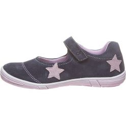 Skórzane baleriny w kolorze granatowym z paskiem. Niebieskie baleriny dziewczęce marki Lamino Shoes, z aplikacjami. W wyprzedaży za 132,95 zł.