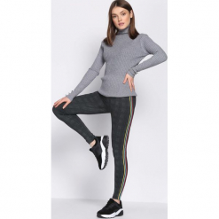 Szaro-Żółte Legginsy Let Me Live. Czarne legginsy marki Born2be, l. Za 39,99 zł.