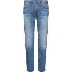 Jeansy Slim Fit Calvin Klein Jeans Europe J30J314635. Niebieskie jeansy męskie Calvin Klein Jeans, m, bez wzorów, z elastanu. Za 539,00 zł.