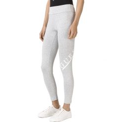 Guess Legginsy Szary. Szare spodnie damskie Guess, s, z haftami, z elastanu. Za 152,95 zł.