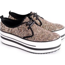 Patrizia Pepe Sneakersy. Trampki i tenisówki damskie Patrizia Pepe, z materiału. Za 389,00 zł.