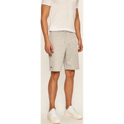 Lacoste - Szorty. Niebieskie spodenki i szorty męskie Lacoste, xl, bez wzorów, z bawełny, casualowe. W wyprzedaży za 199,90 zł.