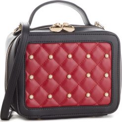 Torebka MONNARI - BAG2620-005 Black With Red. Czerwone torebki klasyczne damskie Monnari, bez wzorów, ze skóry ekologicznej, klasyczne, na ramię, bez dodatków. W wyprzedaży za 129,00 zł.