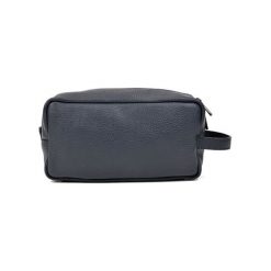 Skórzana kosmetyczka w kolorze ciemnoniebieskim - (S)25,5 x (W)13,5 x (G)9 cm. Niebieskie kosmetyczki damskie Black Friday Bags, bez wzorów, ze skóry. W wyprzedaży za 139,95 zł.