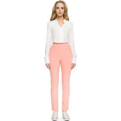 Łososiowe Spodnie w Kant z Wysokim Stanem. Różowe spodnie z wysokim stanem marki Molly.pl, s, eleganckie, z podwyższonym stanem. Za 118,90 zł.