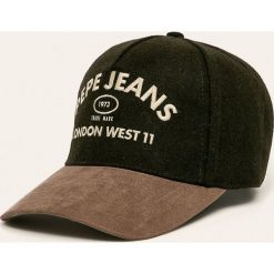 Pepe Jeans - Czapka Murray. Pomarańczowe czapki męskie Pepe Jeans, bez wzorów, z bawełny. W wyprzedaży za 89,90 zł.