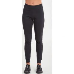 LEGGINSY Armani Exchange. Spodnie damskie Armani Exchange, xl, z jeansu. Za 389,00 zł.