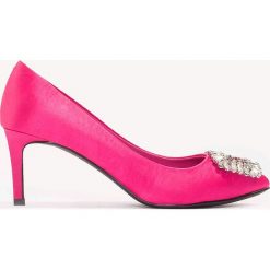 Czółenka: NA-KD Shoes Satynowe czółenka na średnim obcasie, ze zdobieniami – Pink