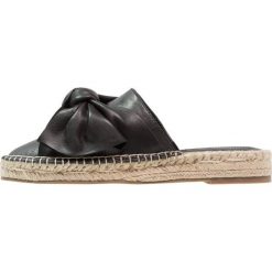 Chodaki damskie: Buffalo Klapki black