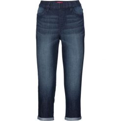Wygodne rybaczki dżinsowe ze stretchem bonprix ciemnoniebieski. Niebieskie jeansy damskie bonprix, bez wzorów, z jeansu. Za 79,99 zł.